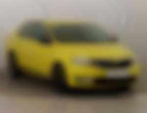 Skoda Rapid 1.2 TSI, Serv.kniha, Park. senzory