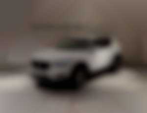 Volvo XC40 D3 150PS AT8 Momentum Pro