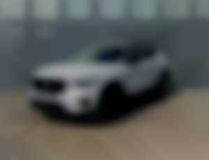 VOLVO XC40 B4 (P) Ultimate Dark AT7 FWD