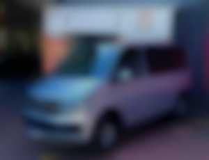 Volkswagen T5 Caravelle Comfortline KR 2.0 TDI 110kW
