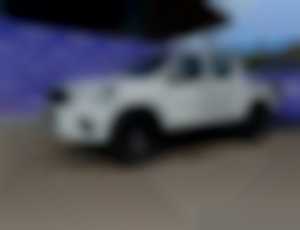 Toyota Hilux DC 2.4 I D-4D Live