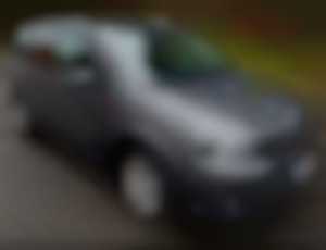 Vw touran 1,6TDi DSG Highline TOP stav