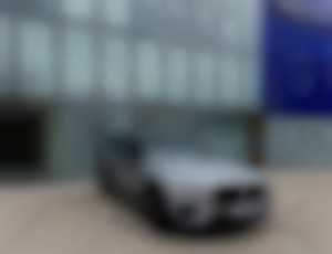 Volvo V60 B4 R-Design, diesel, 2021