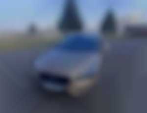 Volvo V40 T4 benzín summum