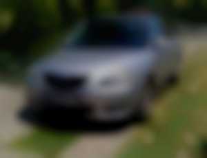Predám auto Mazda 3 ročník 2006 204 000km
