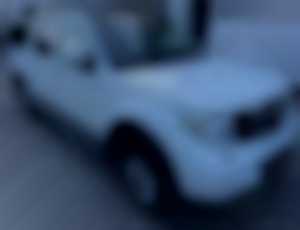 Nissan navara 2.5diesel automat 126kw