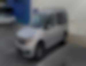Caddy Maxi 2,0 TDI 110kw150PS, 7miest,strieborná metalíza