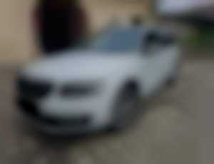 Škoda Octavia Combi 2.0 TDI M6 4x4 JOY DVD Ťažné Webasto R17