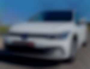 Volkswagen Golf Variant Life 2.0TDi SCR DSG 115k za 15.790 €