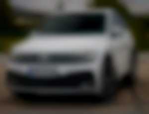 VW Tiguan 2.0 TDI 4Motion R-Line AJ NA SPLÁTKY PROTIÚČET