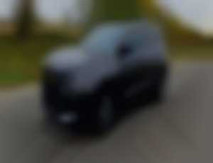 Predám Peugeot 5008 1.2 benzín Allure AT, 7 miestne r.2023