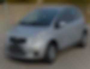 Toyota Yaris 1.3 VVT-I Sol MMT