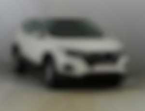 Nissan Qashqai 1.3 DIG-T, ČR,1.maj, Serv.kniha