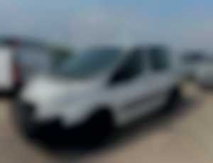 Peugeot Expert . 5 miest.94kW.MT6