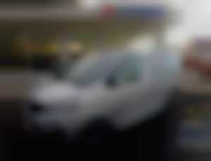 Peugeot Traveller 2.0 BlueHDi Business Compact