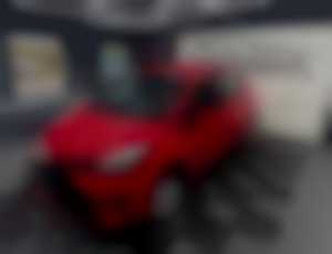 Toyota Yaris 1.5 HYBRID - BENZÍN AUTOMAT