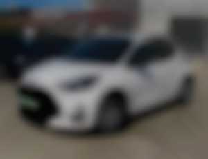 Toyota Yaris 1.5 HYBRID e-CVT Comfort - NOVÝ SERVI...