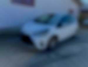 Toyota Yaris 1.5 Hybrid Live e-CVT