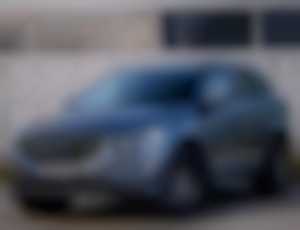 Volvo XC60 D4 2.OL Drive-E Momentum, 140kW, MT6, ...