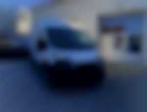 Peugeot Boxer L4 H2 140 PS TOP STAV 10500KM