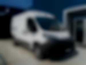 Peugeot Boxer Furgon 2.2 BlueHDi 140k 435 L2H2