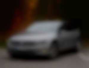 Volkswagen Passat Variant 1.6 TDI DSG  AJ NA SPLÁ...