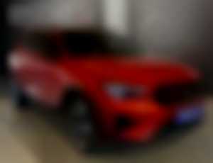 Volvo XC40 PLUS DARK, B4 FWD, 14510 kW 