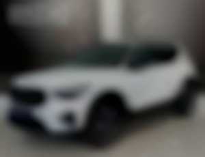 Volvo XC40 PLUS DARK, B4 FWD, 14510 kW 