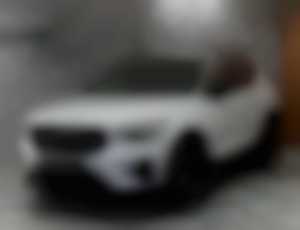 Volvo XC40 B3 DARK PLUS HARMANČR 1.MAJ