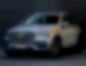 Mercedes-Benz GLE SUV 300 d 4MATIC AT  AJ NA SPL...