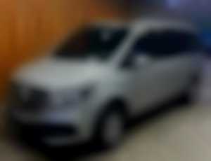 Mercedes-Benz V trieda V220 d lang AT 4MATIC 