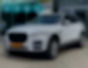 Jaguar F-Pace 2,0d 4x4 AT8 1.majiteľ nove v SR