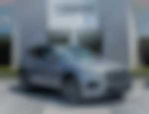 Jaguar F-PACE R-Dynamic SE 2.0 I4 250 PS