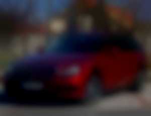 Mercedes-Benz E trieda Kombi 220 d 4MATIC AT