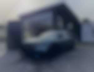 MERCEDES-BENZ E 220 D