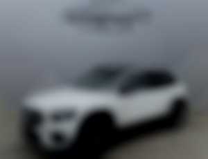 Mercedes-Benz GLB 180