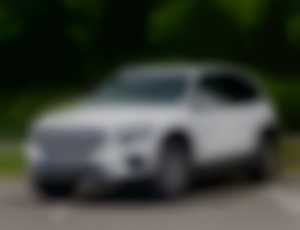 Mercedes-Benz GLB 180d AT