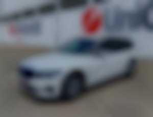 BMW Rad 3 Touring 320d mHEV xDrive AT