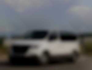 Hyundai H1 H-1 2.5 CRDi E6 Tour AJ NA SPLÁTKYPR...