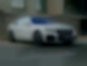 BMW Rad 7 750i xDrive AT