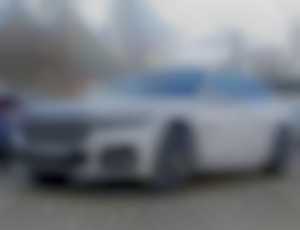 BMW rad 7 745e AT