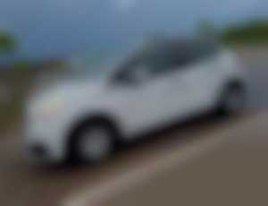 Peugeot 208 diesel 1,6 r.v. 122017 naj.113000 km.