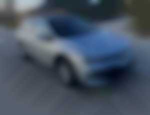 Volkswagen Golf Variant Life 2.0 TDI 6G 102024 ZARUKA 4 roky