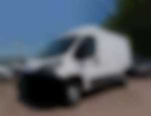 Peugeot Boxer Furgon 2.2 BlueHDi 140k 335 L2H2 Pack