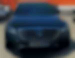 Mercedes-Benz S trieda Sedan 550 335 KW