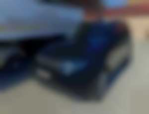 Land Rover Discovery 3.0L TD6 HSE Luxury AWD AT