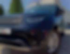 Land Rover Discovery 3.0L TD6 HSE Luxury AWD AT