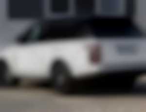 Land Rover Range Rover 4.4L SDV8 Vogue