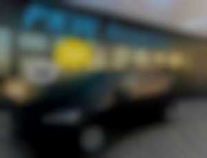 Volkswagen Touran 2.0TDi DSG Highline 7MIESTNY Ťažné