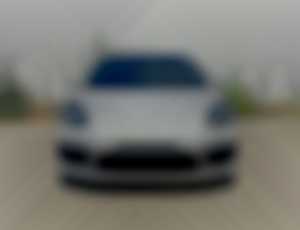 Porsche Panamera GTS 4x4 AT